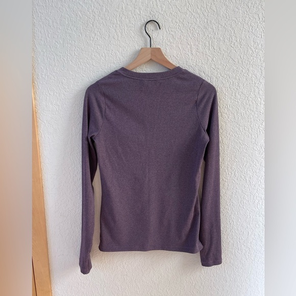 ATHLETA Untempo Ribbed Henley Top In Regal Plum Size S - Picture 5 of 6